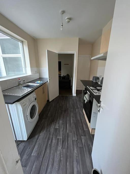 Flat 1, 67 Colwick Road Ng2 4Al Apartment Nottingham Ngoại thất bức ảnh