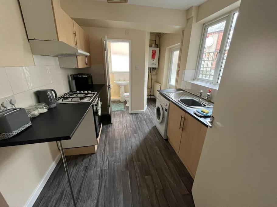 Flat 1, 67 Colwick Road Ng2 4Al Apartment Nottingham Ngoại thất bức ảnh